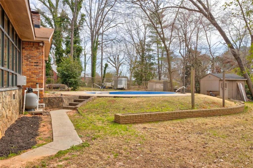 3553 Lakeview Drive, Rex, Georgia image 31