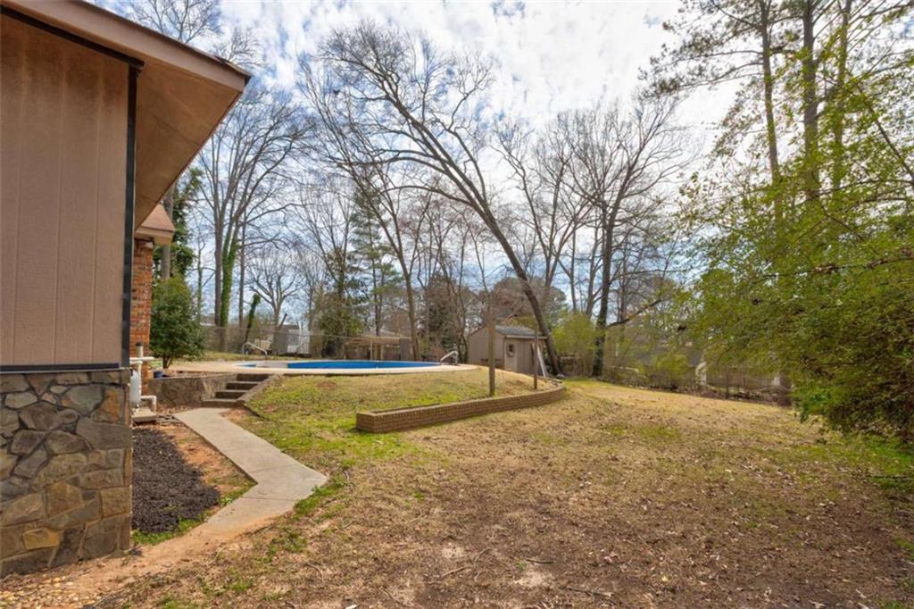 3553 Lakeview Drive, Rex, Georgia image 32