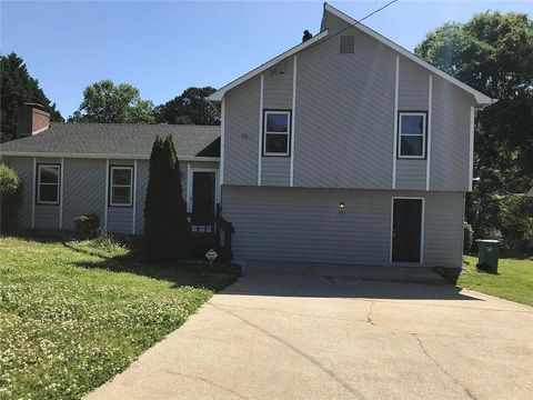 2150 Tiffany Trail Lithonia GA 30058
