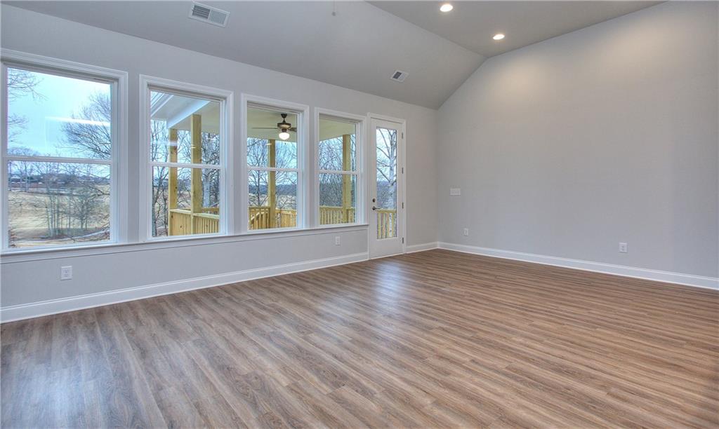 116 Sherwood Drive, Commerce, Georgia image 17