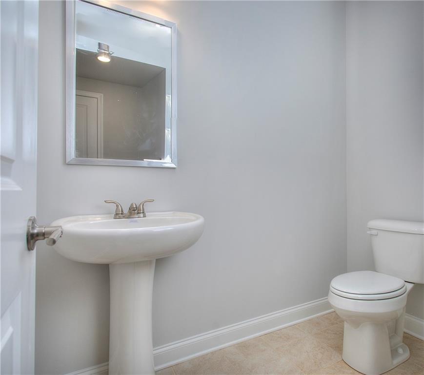 116 Sherwood Drive, Commerce, Georgia image 31
