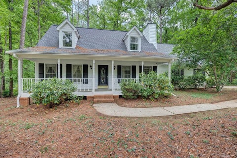 Homes For Sale - 368 Bridgewood Drive<br/> Conyers, GA 30094