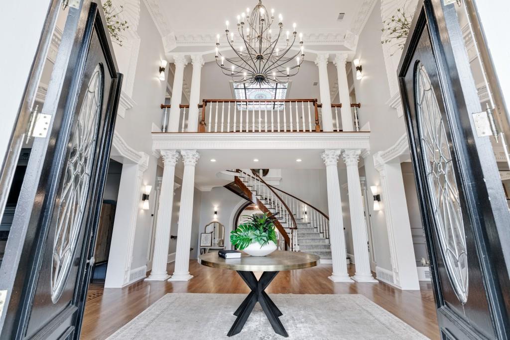1445 Hillside Drive