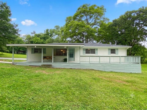 Homes For Sale - 794 Old Allatoona Road<br/> Cartersville, GA 30121