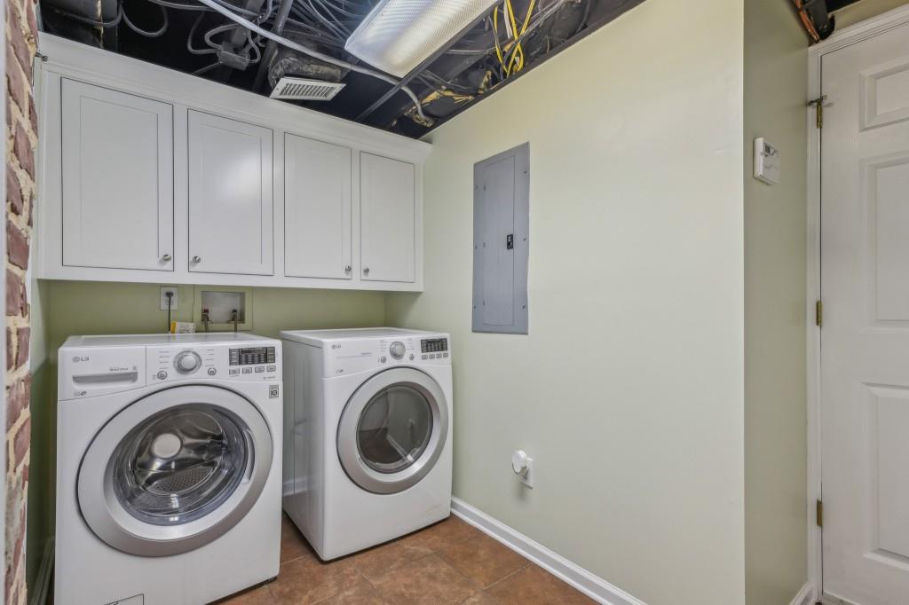 933 N Highland Avenue, Atlanta, Georgia image 41