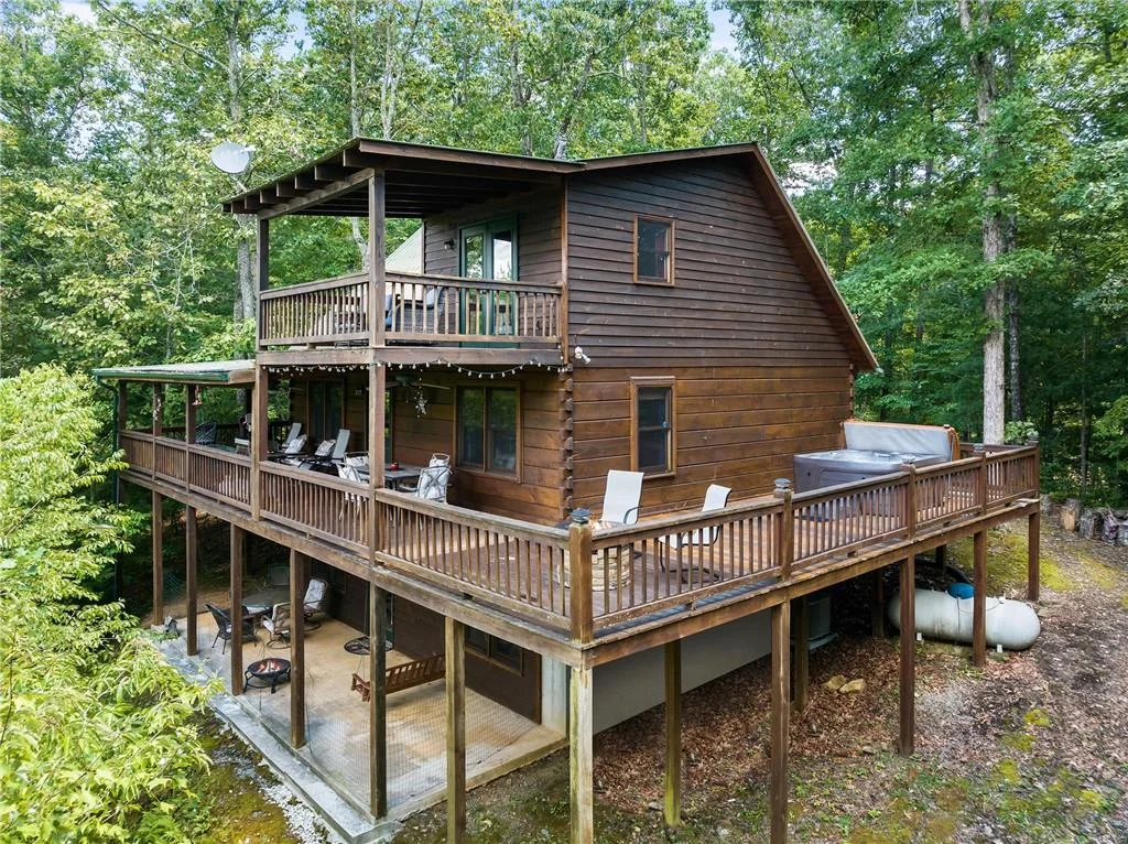 220 Lakota Lane