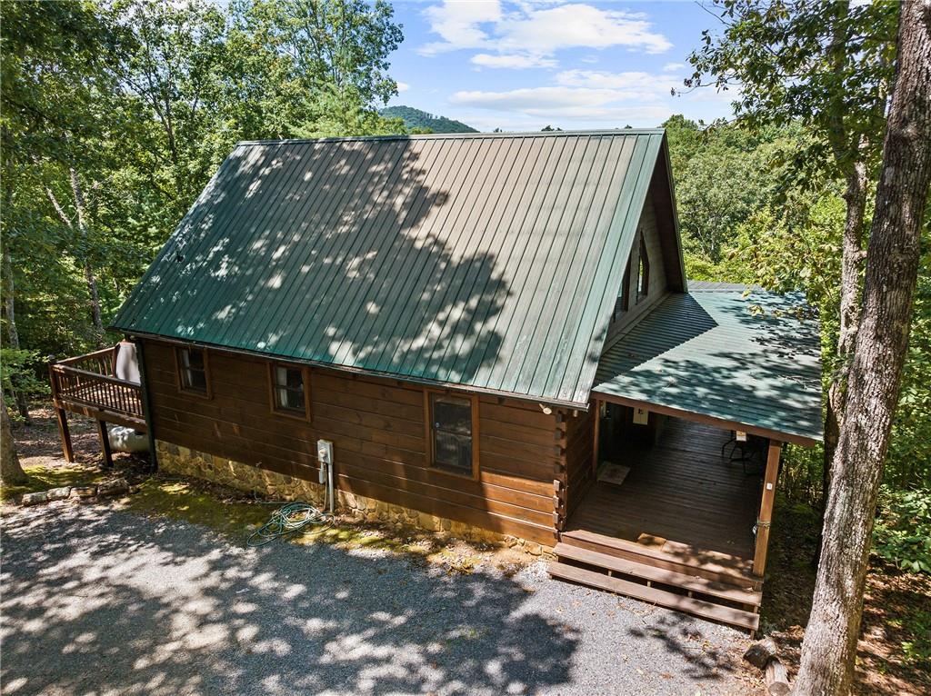 220 Lakota Lane