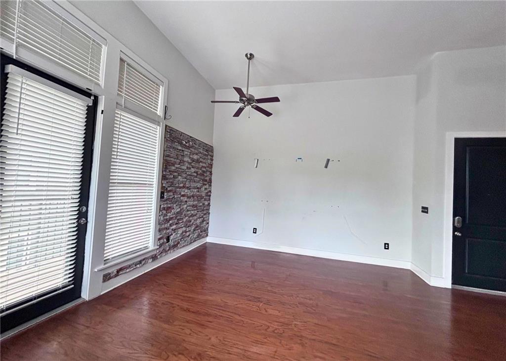 1195 Milton Terrace SE 2301