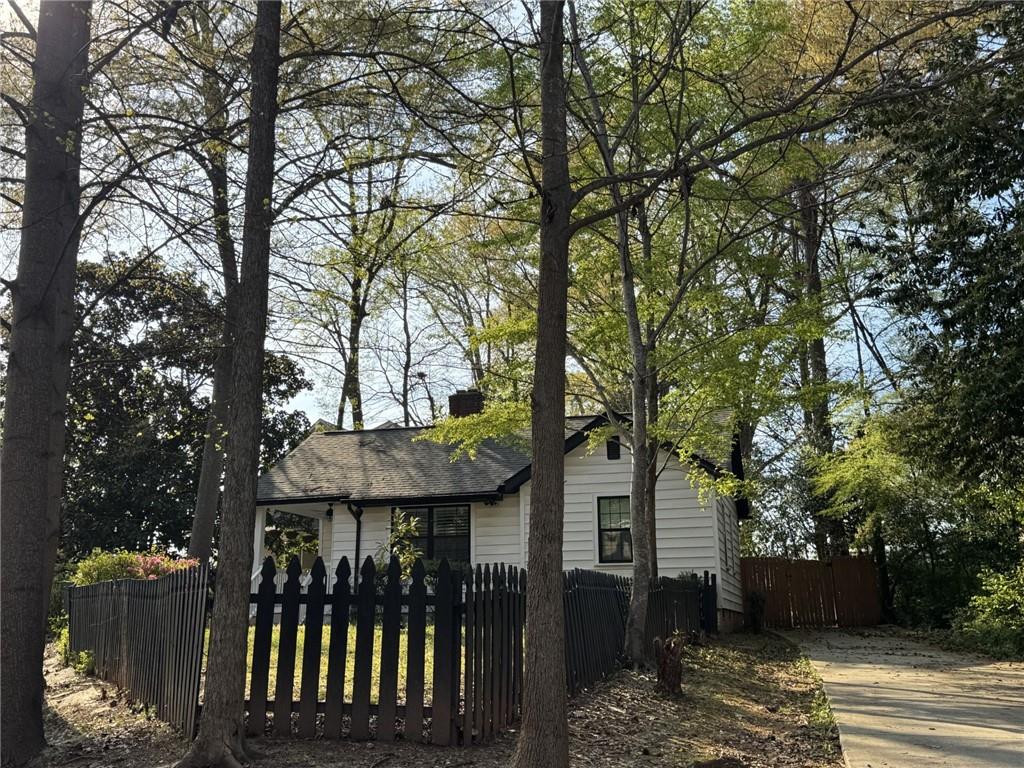 956 Delaware Avenue SE