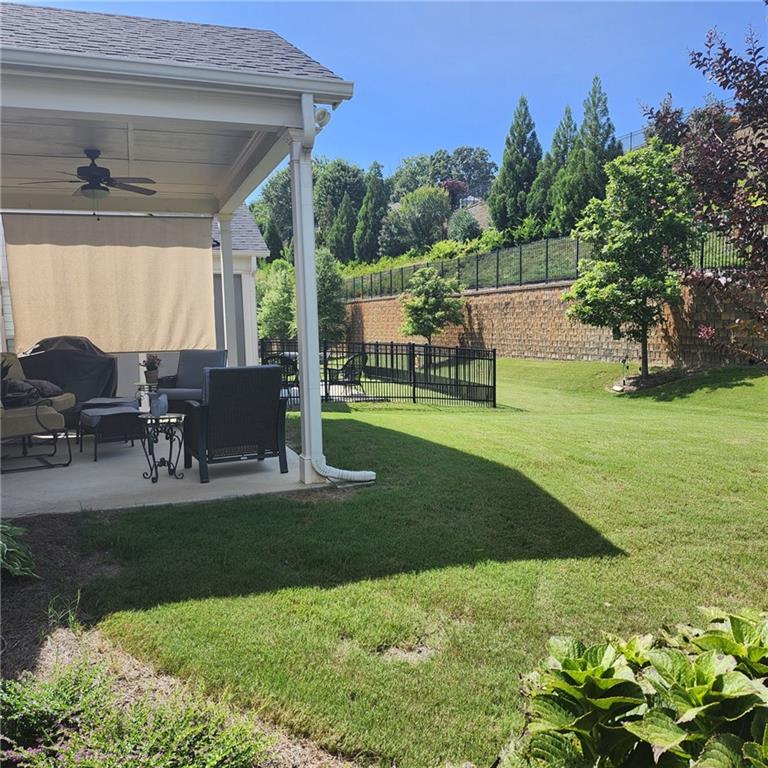 5639 Maple Bluff Way