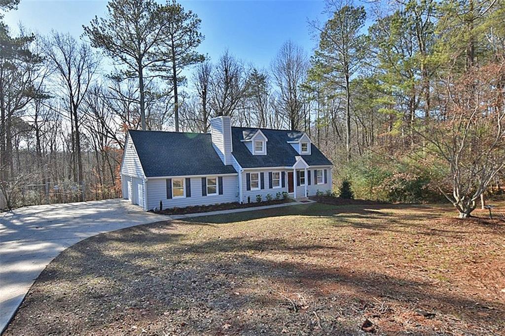 8310 Jensen Trail, Gainesville, Georgia image 3