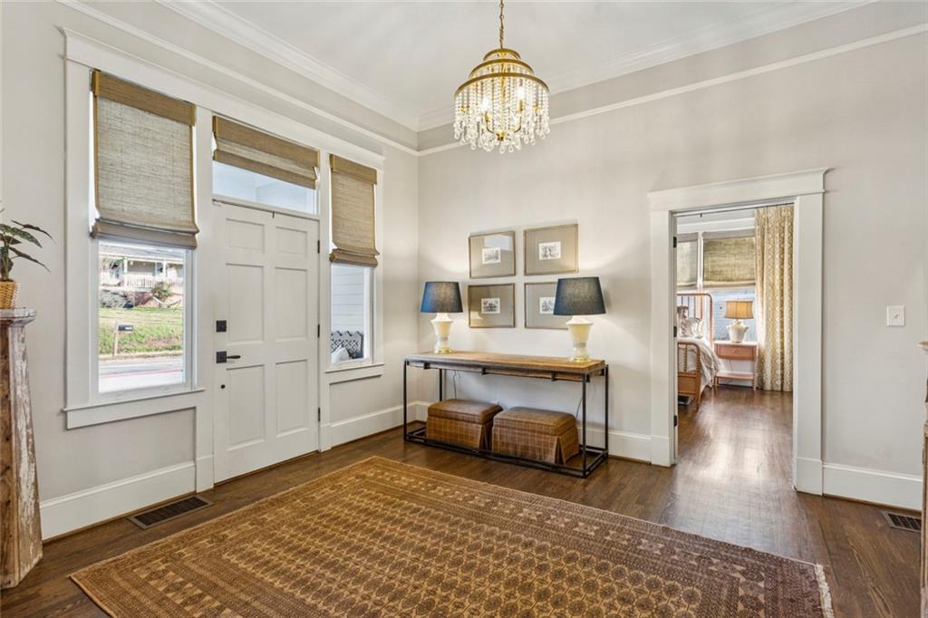 366 E Dixie Avenue SE