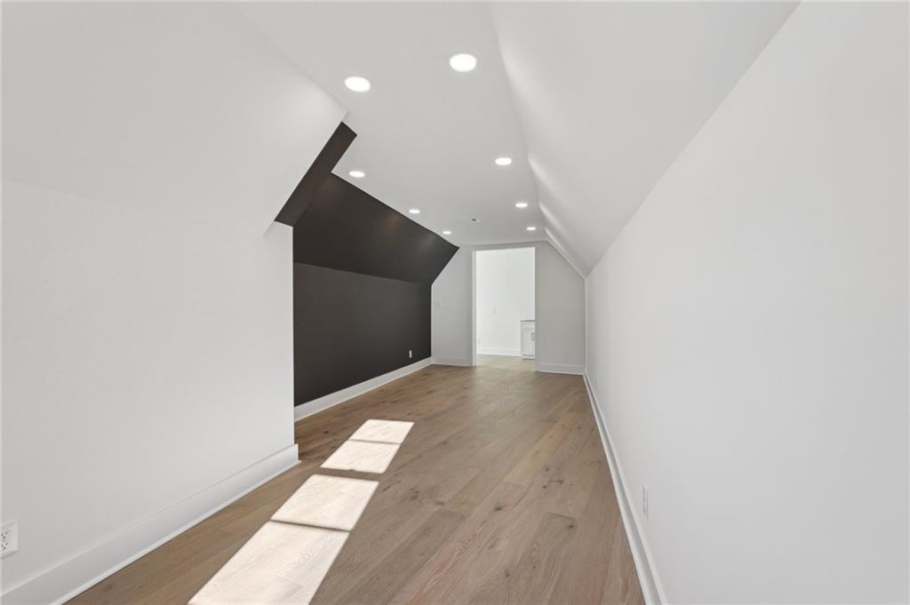 Akunna Court - Residential
