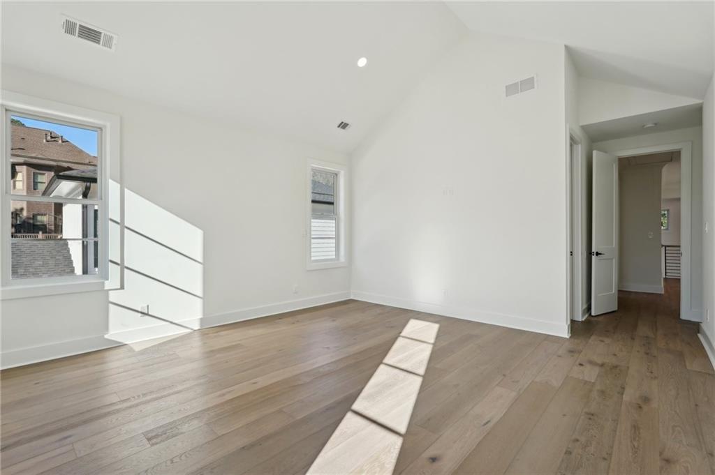 Akunna Court - Residential