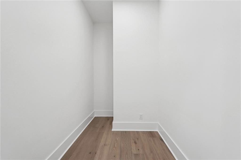 Akunna Court - Residential