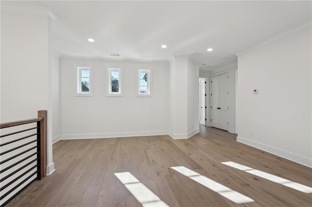Akunna Court - Residential