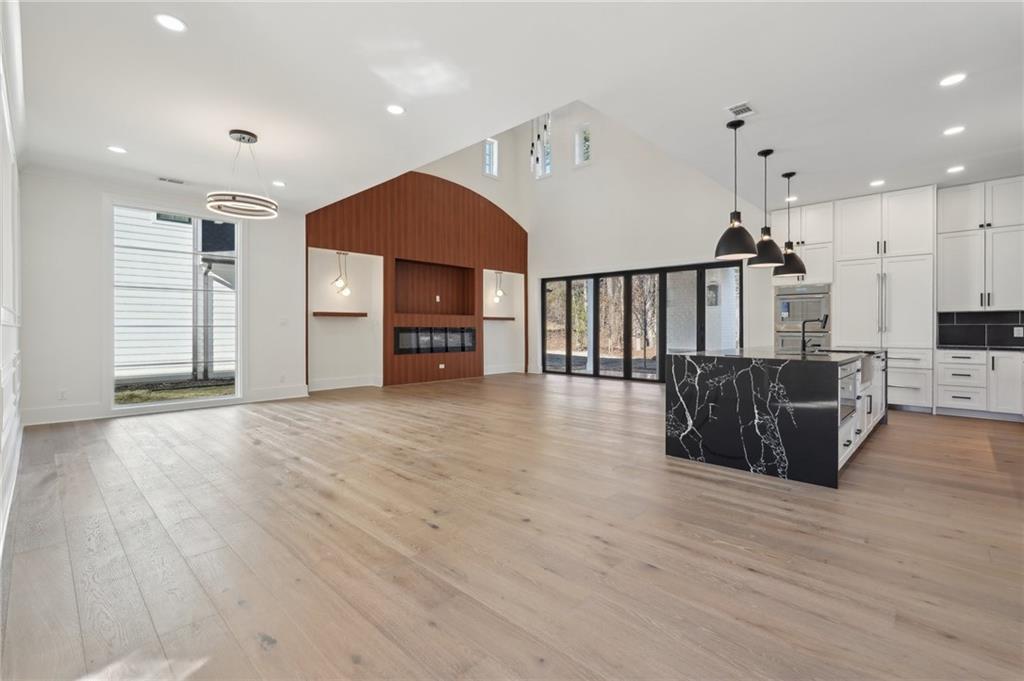 Akunna Court - Residential