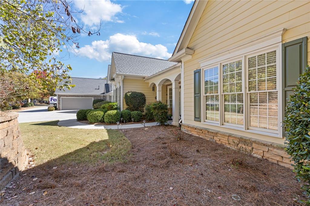 2002 Macland Square Drive 1