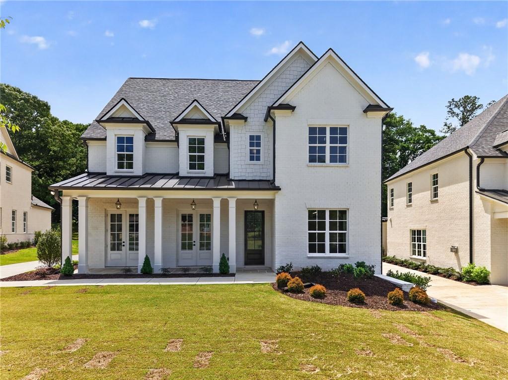 220 Suwanee Avenue