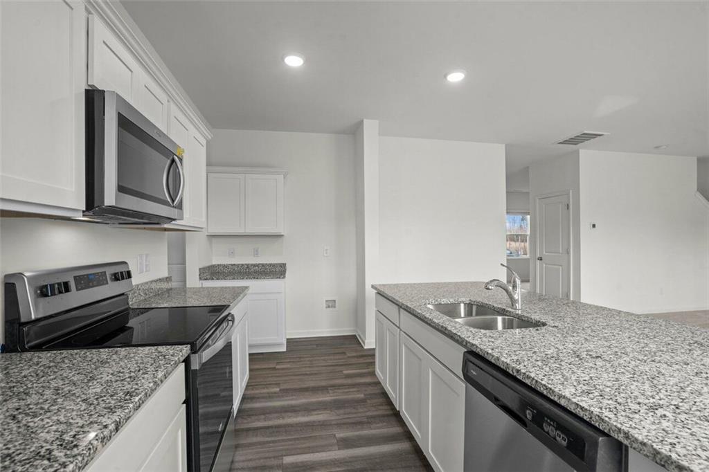 163 Sonoma Drive Dr, Dallas, Georgia image 3