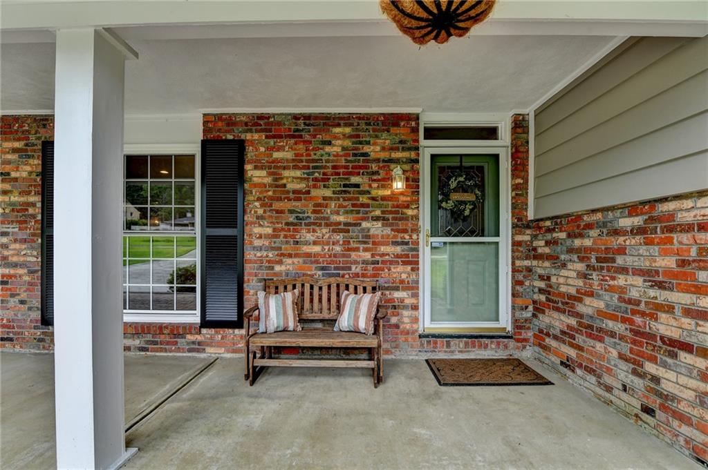 595 Glenforest Road