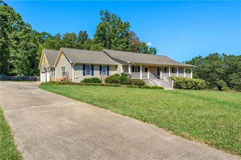 A home in Newnan