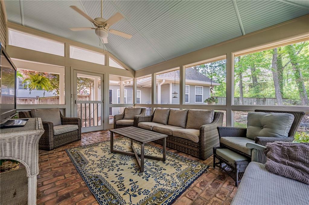 1655 Holly Lake Circle, Snellville, Georgia image 26