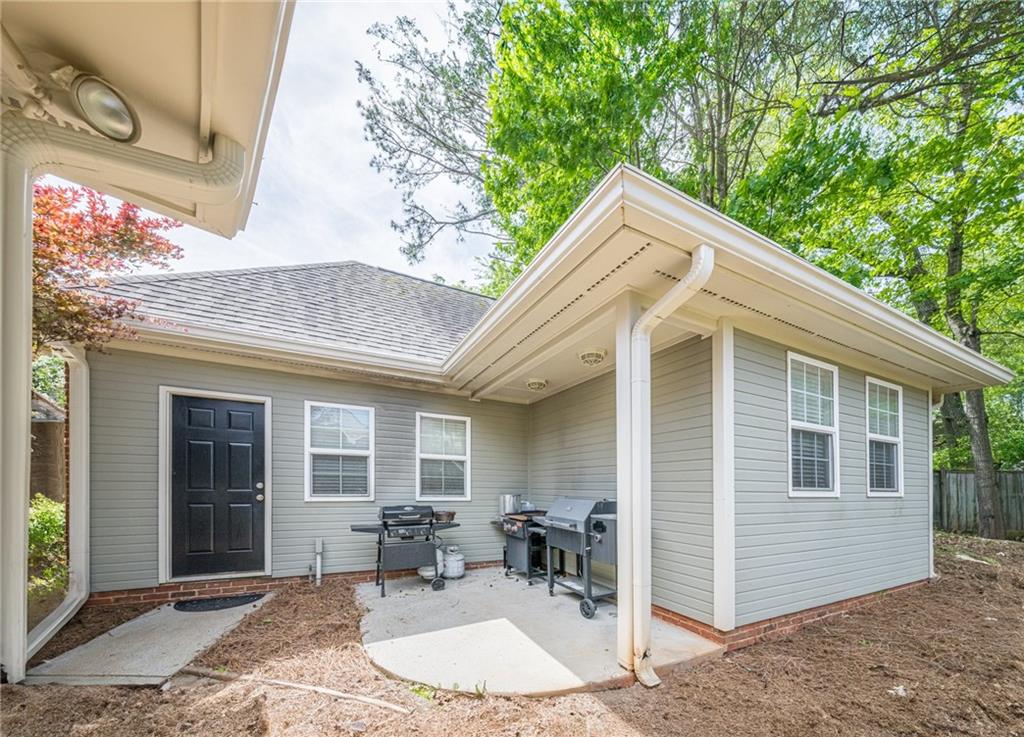 1655 Holly Lake Circle, Snellville, Georgia image 29