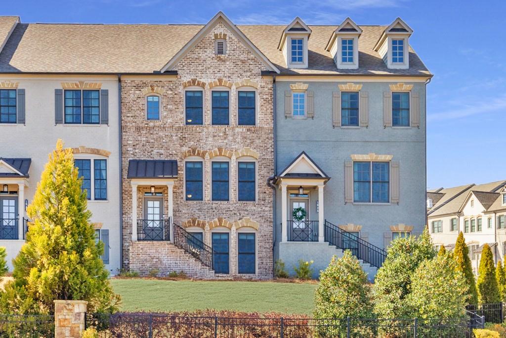 1923 Skyfall Circle, Atlanta, Georgia image 2