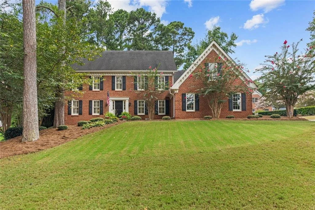 877 Guinevere Way SW, Lilburn, GA, 30047
