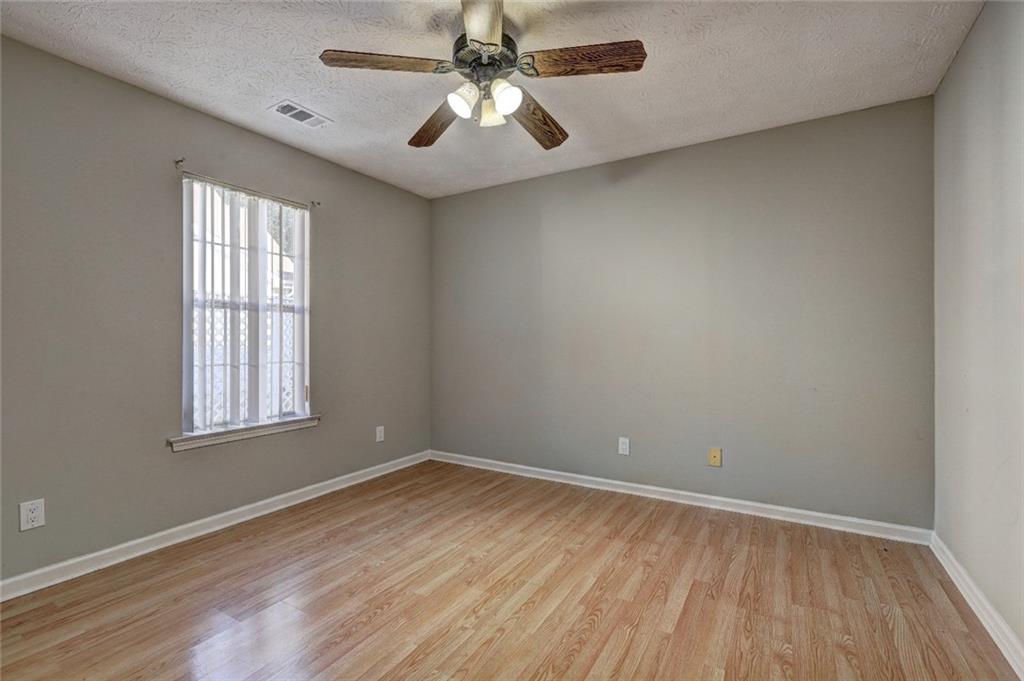 Andover At Hawthorne - Residential Lease