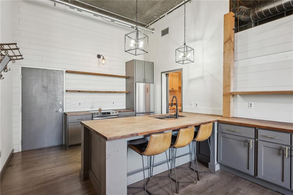 3235 Roswell Road NE 801