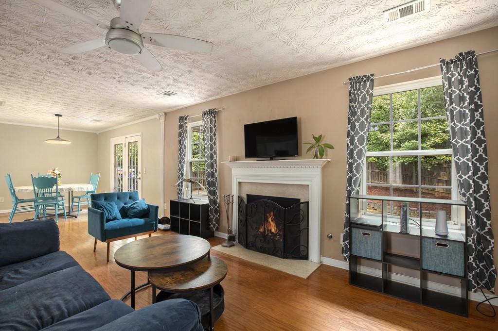 325 Meadows Lane