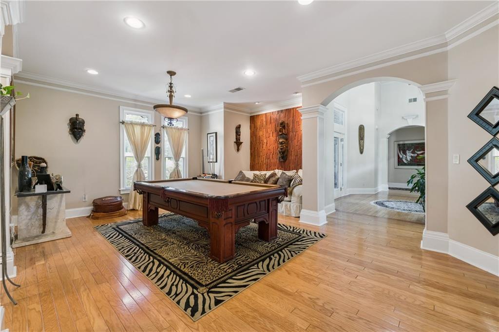 6279 Giles Road