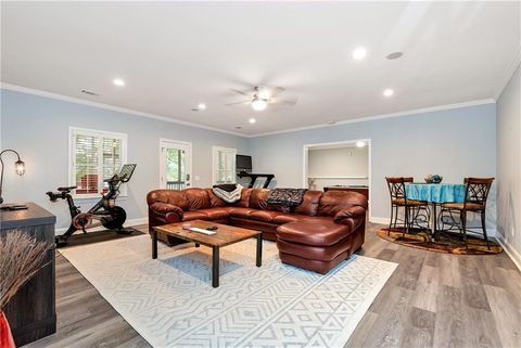 A home in Dawsonville