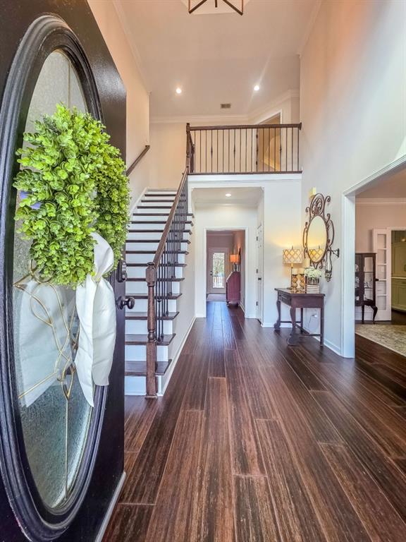 6084 Fairlong Point NW