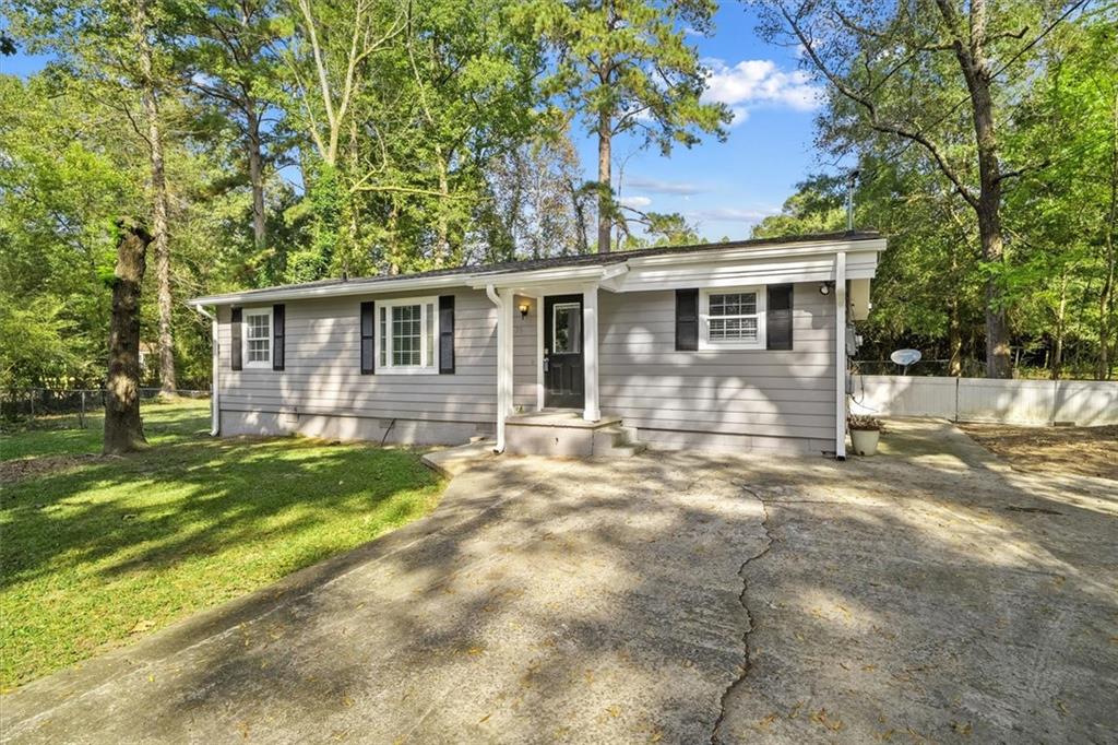30 Pinecrest Drive NW