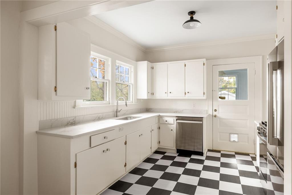 Stone Mountain Village - Residential Lease