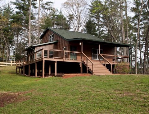 Homes For Sale - 221 Muscadine Road<br/> Dahlonega, GA 30533