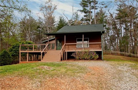 Homes For Sale - 221 Muscadine Road<br/> Lumpkin County, Dahlonega, GA 30533