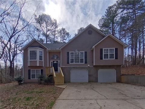 Homes For Rent - 5085 Forest View Trail<br/> Douglasville, GA 30135