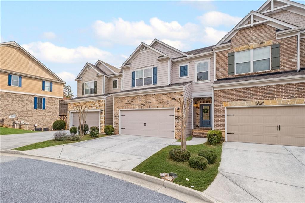 5975 Vista Brook Drive, Suwanee, Georgia image 3