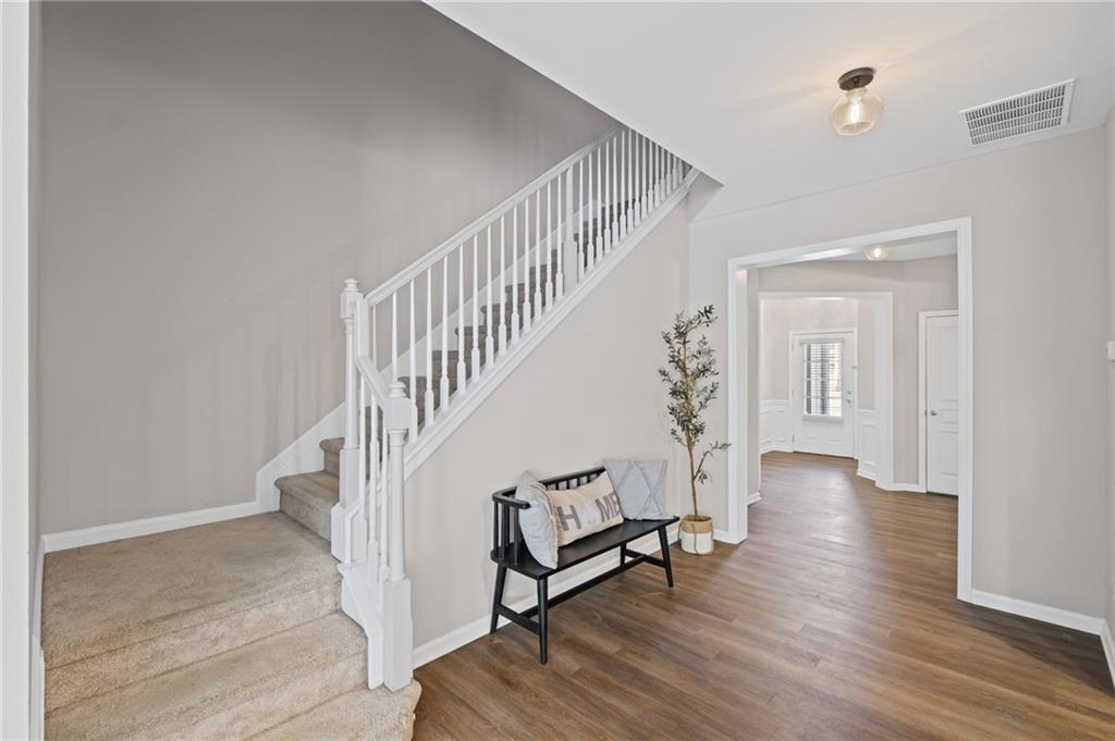 5975 Vista Brook Drive, Suwanee, Georgia image 16