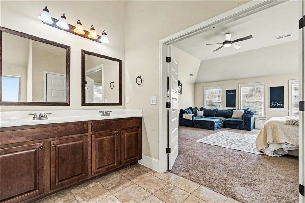 2011 Wentworth Drive