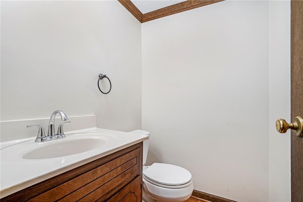 3409 Shorelake Drive, Tucker, Georgia image 6