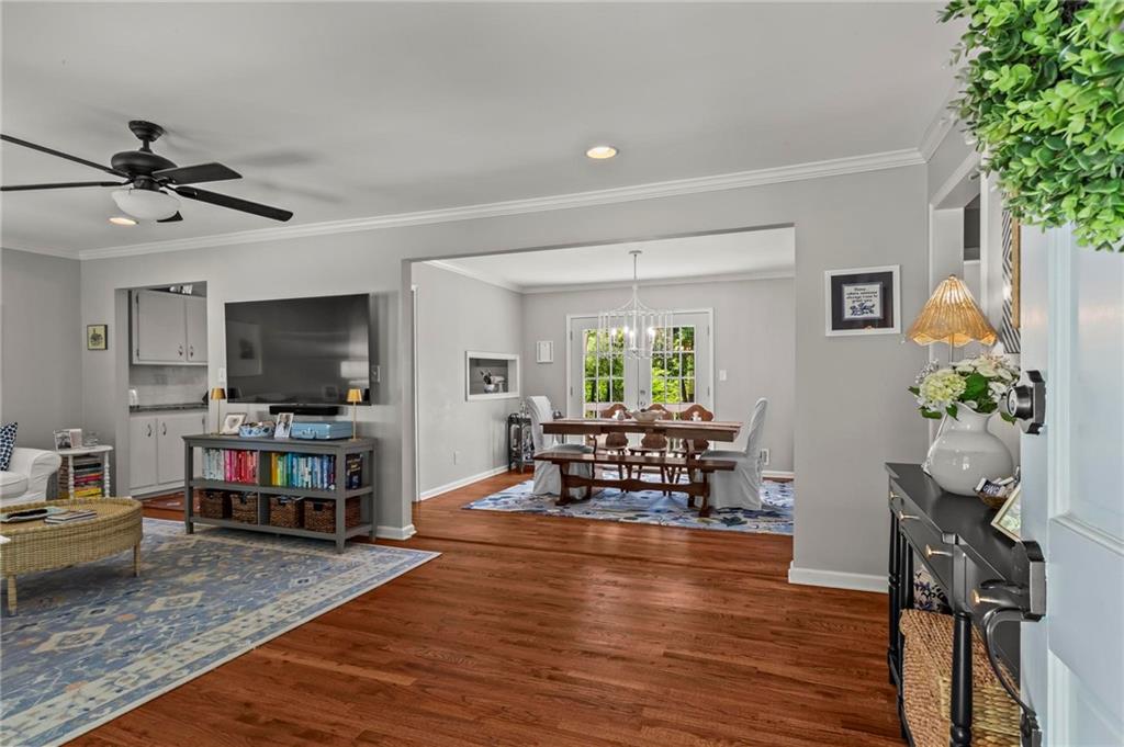 3232 Foxwood Trail SE
