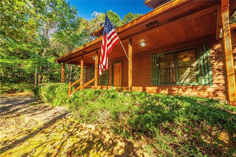 A home in Dahlonega