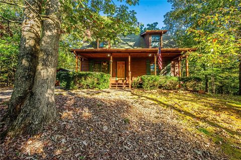 A home in Dahlonega