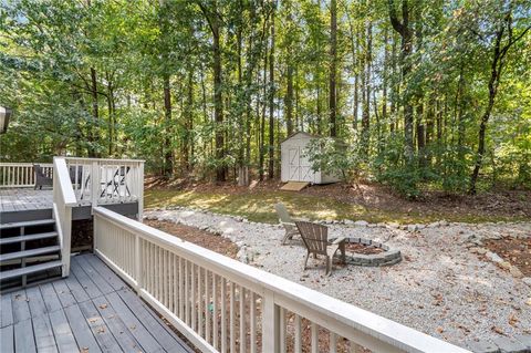 A home in Powder Springs