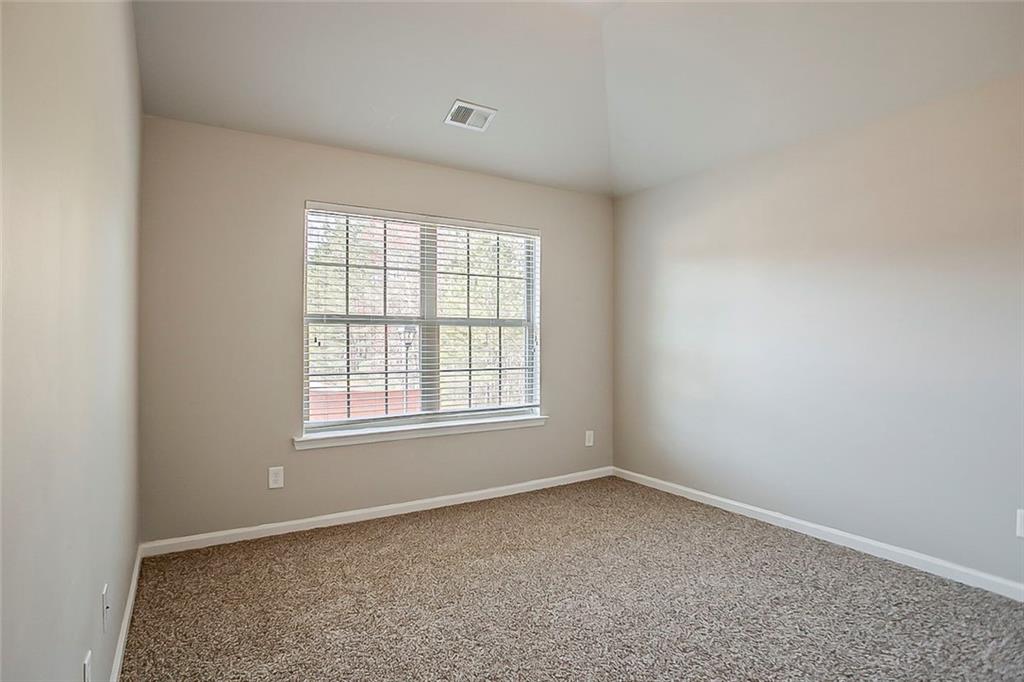 2154 Dodson Woods Drive, Fairburn, Georgia image 14